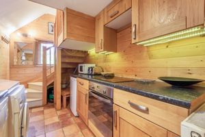 Photo 4- click for photo gallery